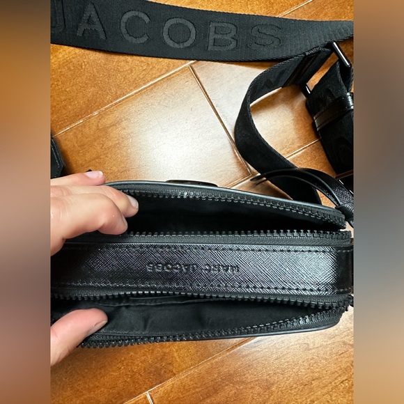 Marc Jacob's Camera Bag - Picture 4 of 4